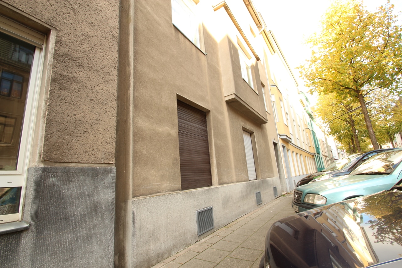 Mehrfamilienhaus in Köln / HumboldtGremberg, 400 m²